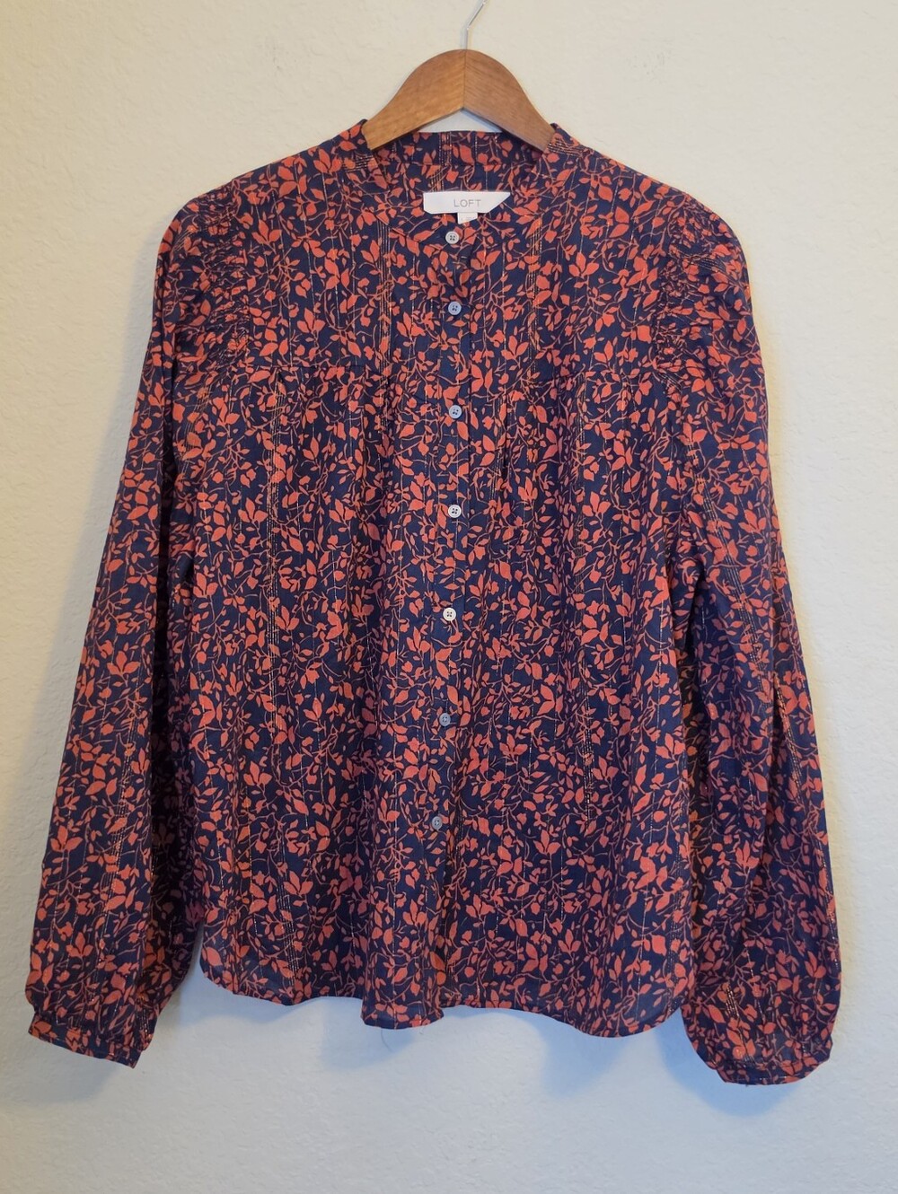 Loft Peasant Top Womens Large Navy Red Floral Metallic Gold Stripe Button Down